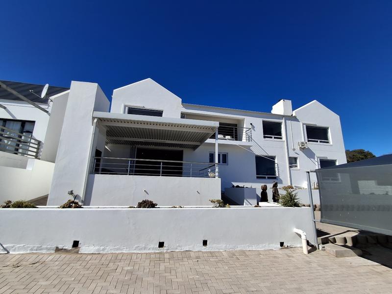4 Bedroom Property for Sale in Da Gama Bay Western Cape